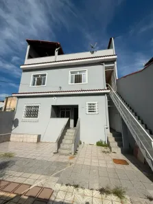 Sobrado com 4 Quartos à venda, 380m² no Vila Guanabara, Duque de Caxias
