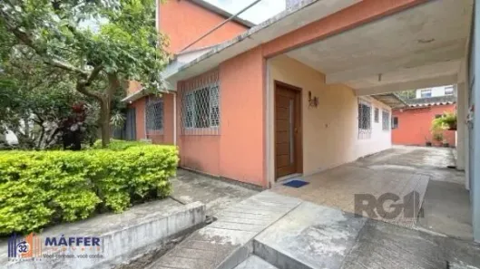 Casa com 3 Quartos à venda, 177m² no Cavalhada, Porto Alegre