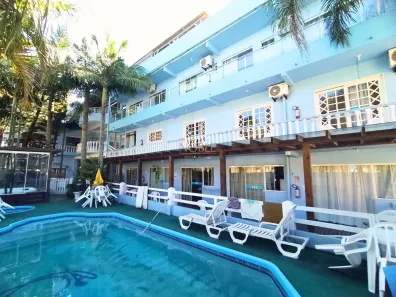 Imóvel Comercial com 24 Quartos à venda, 1000m² no Torres, Torres