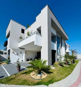 Casa com 5 Quartos à venda, 336m² no Cajueiros (Itaipuaçu), Maricá