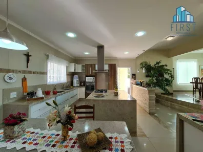 Casa de Condomínio com 6 Quartos à venda, 390m² no Vilagge Capricio, Louveira