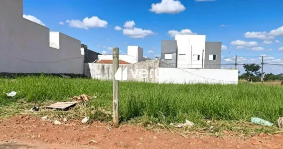 Lote/Terreno à venda, 250m² no Laranjeiras, Uberlândia