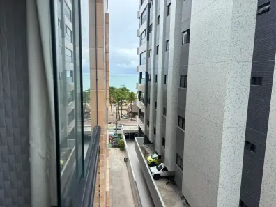 Apartamento com 3 Quartos para alugar, 222m² no Pajuçara, Maceió