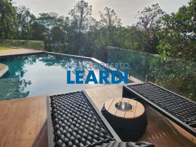Casa de Condomínio com 5 Quartos para venda ou aluguel, 850m² no Residencial Tamboré, Barueri