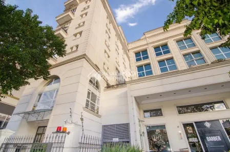 Apartamento com 1 Quarto para alugar, 77m² no Moinhos de Vento, Porto Alegre