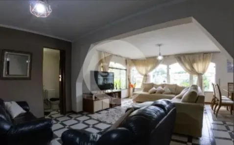 Sobrado com 4 Quartos à venda, 277m² no Sítio da Figueira, São Paulo