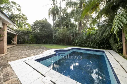 Casa com 4 Quartos à venda, 650m² no Vila Tramontano, São Paulo