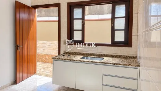 Casa com 2 Quartos à venda, 97m² no Vila M Genoveva, Jundiaí