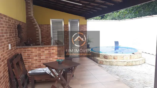 Casa com 3 Quartos à venda, 250m² no Piratininga, Niterói