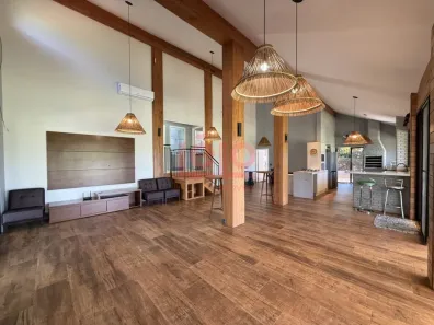 Fazenda/Sítio com 3 Quartos para alugar, 300m² no Gleba Ribeirão Morangueiro, Maringá