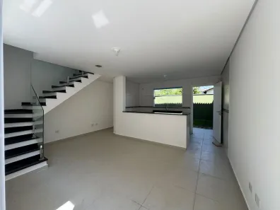 Casa de Condomínio com 2 Quartos à venda, 81m² no Maitinga, Bertioga