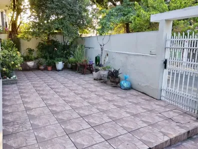 Casa com 3 Quartos à venda, 440m² no Vital Brazil, Niterói
