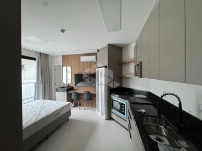Apartamento com 1 Quarto para alugar, 25m² no Carvoeira, Florianópolis