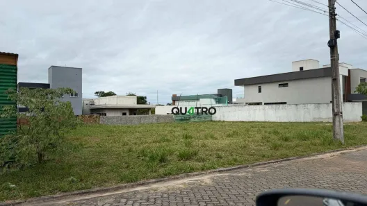 Lote/Terreno à venda, 330m² no Cidade Alpha, Eusébio
