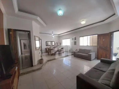 Casa de Condomínio com 3 Quartos à venda, 300m² no Parque Esperança, Taubaté