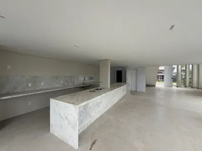 Sobrado com 4 Quartos à venda, 315m² no Residencial Villagio Toscana, Goiânia