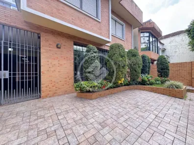 Casa com 6 Quartos para alugar, 450m² no Gonzaga, Santos