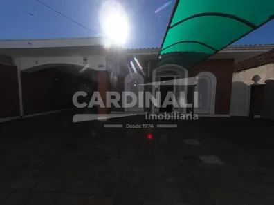 Imóvel Comercial com 3 Quartos para alugar, 309m² no Vila Prado, São Carlos