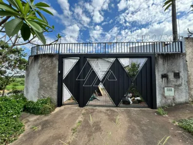 Casa com 2 Quartos para alugar, 177m² no Jardim Damasco I, Marília