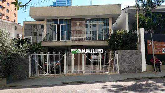 Imóvel Comercial com 4 Quartos à venda, 302m² no Centro, Jundiaí