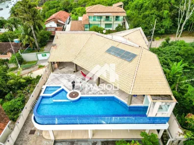 Casa de Condomínio com 4 Quartos à venda, 421m² no Praia da Costa, Vila Velha