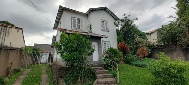Casa com 3 Quartos à venda, 718m² no Laranjal, Volta Redonda