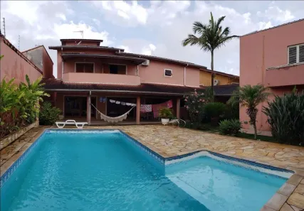 Casa com 4 Quartos à venda, 600m² no Jardim Santa Maria, Jacareí