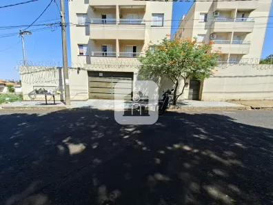 Apartamento com 2 Quartos para alugar, 52m² no Pampulha, Uberlândia