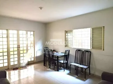 Casa com 4 Quartos à venda, 187m² no Santa Luzia, Uberlândia