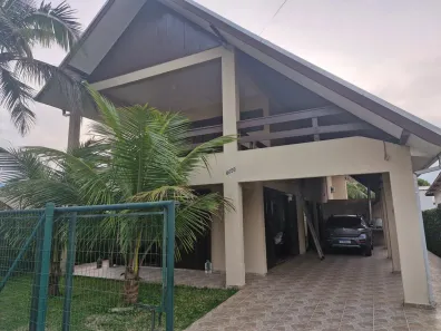 Sobrado com 5 Quartos à venda, 270m² no Betaras, Matinhos