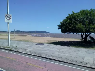 Casa com 1 Quarto à venda, 300m² no Guarujá, Porto Alegre