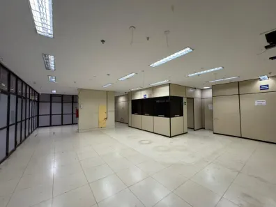 Sala Comercial para alugar, 678m² no Asa Sul, Brasília