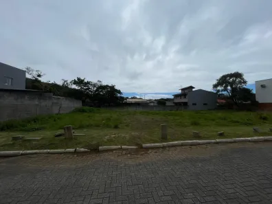 Lote/Terreno à venda, 637m² no Morro das Pedras, Florianópolis