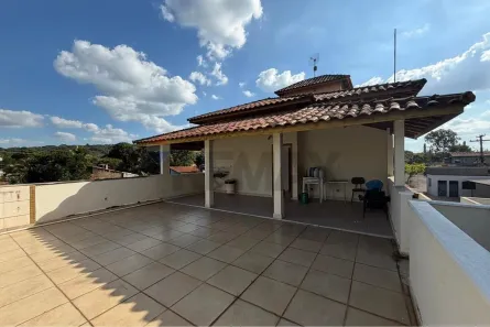 Casa com 6 Quartos à venda, 207m² no Da Estacao, Matozinhos