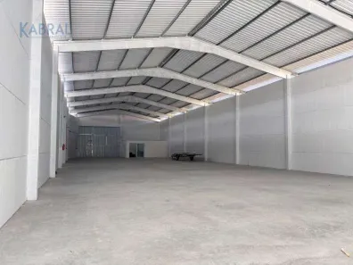 Galpão/Depósito/Armazém para alugar, 750m² no Vargem Grande, Florianópolis