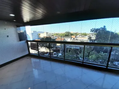 Apartamento com 4 Quartos à venda, 190m² no Praia do Canto, Vitória