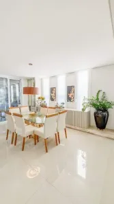 Casa com 4 Quartos à venda, 549m² no Jardim Inconfidência, Uberlândia