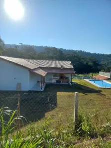 Fazenda/Sítio com 3 Quartos à venda, 121m² no Centro (Caucaia do Alto), Cotia