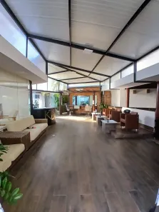 Sala Comercial para alugar, 120m² no Setor Leste Universitário, Goiânia