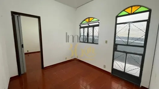 Casa com 1 Quarto à venda, 80m² no Milionários (Barreiro), Belo Horizonte