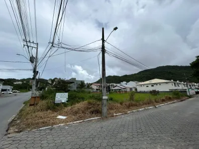 Lote/Terreno à venda, 968m² no Ingleses do Rio Vermelho, Florianópolis