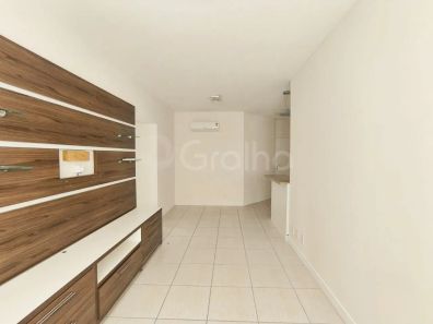 Apartamento com 2 Quartos à venda, 65m² no Centro, Florianópolis