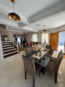 Sobrado com 3 Quartos à venda, 250m² no Jardim São Vicente, Jundiaí