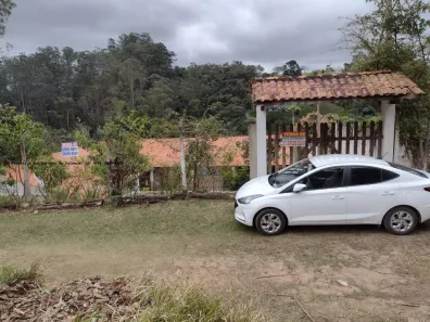 Fazenda/Sítio com 4 Quartos à venda, 242m² no , Nazaré Paulista
