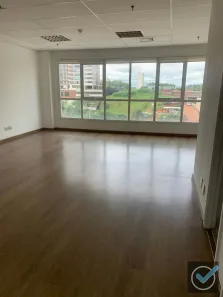 Sala Comercial para alugar, 56m² no Sítio Tamboré Alphaville, Barueri