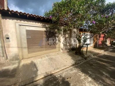 Casa com 3 Quartos à venda, 70m² no Jardim Araucária, São Carlos
