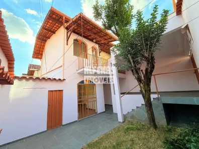 Casa com 2 Quartos à venda, 66m² no Eldorado, Contagem