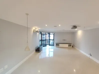 Apartamento com 3 Quartos para alugar, 200m² no Vila Gomes Cardim, São Paulo
