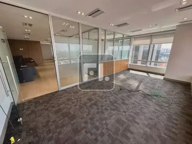Sala Comercial para alugar, 930m² no Itaim Bibi, São Paulo