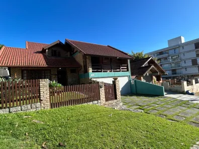 Casa com 4 Quartos à venda, 260m² no João Paulo, Florianópolis